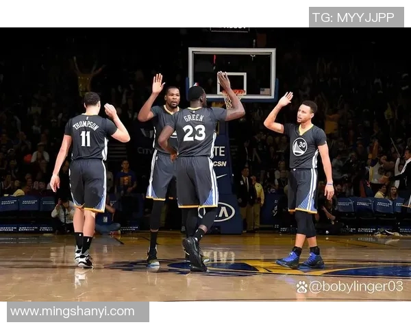 当下最强篮球明星的崛起与影响力分析探索篮球界的未来发展趋势